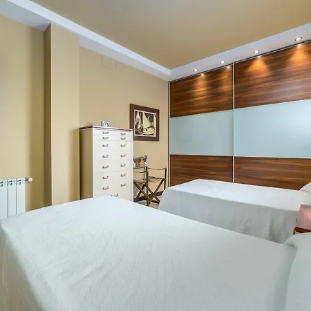 아파트 Travel Habitat Atico Ciutat Vella.